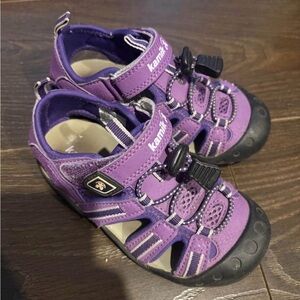 Kamik Kids size 10 Sandals
